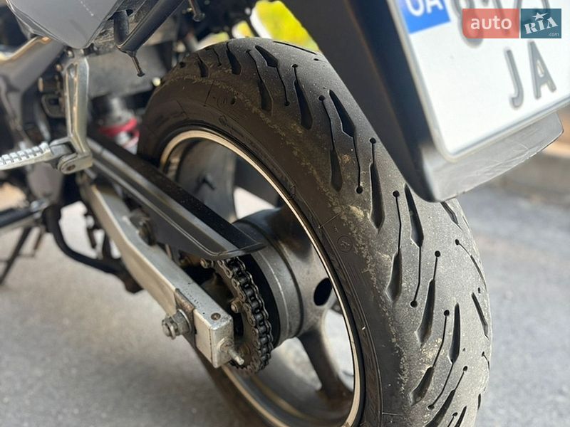 Фото Kawasaki ZR з оголошення AUTO.RIA