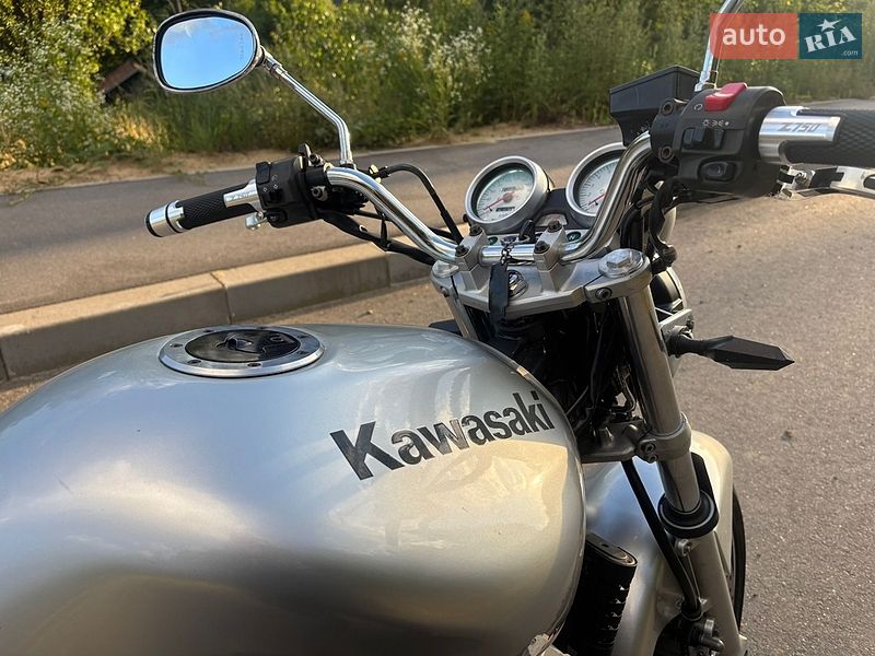 Фото Kawasaki ZR з оголошення AUTO.RIA