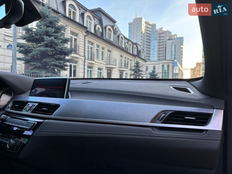 Фото BMW X2 з оголошення AUTO.RIA