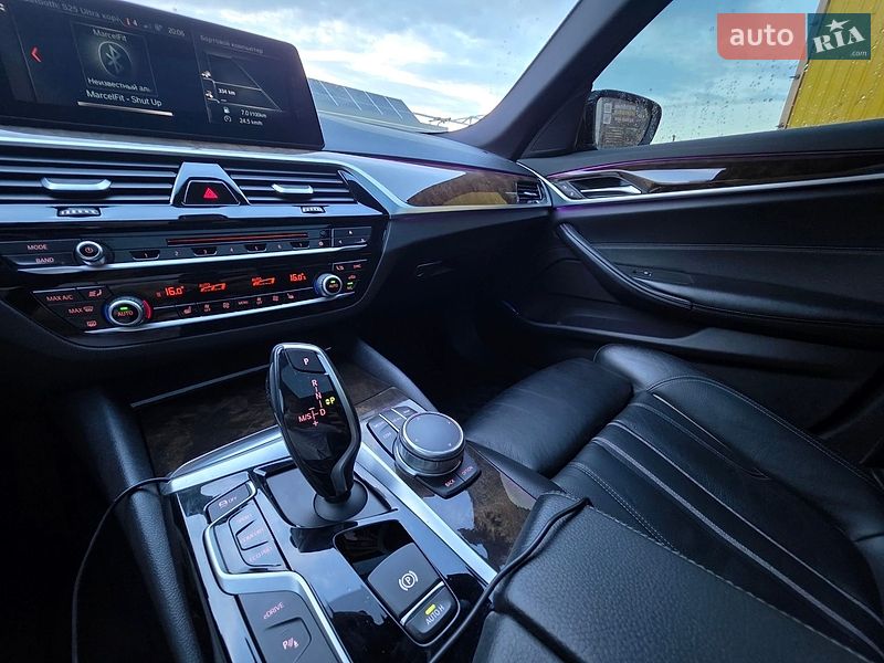 Фото BMW 5 Series з оголошення AUTO.RIA