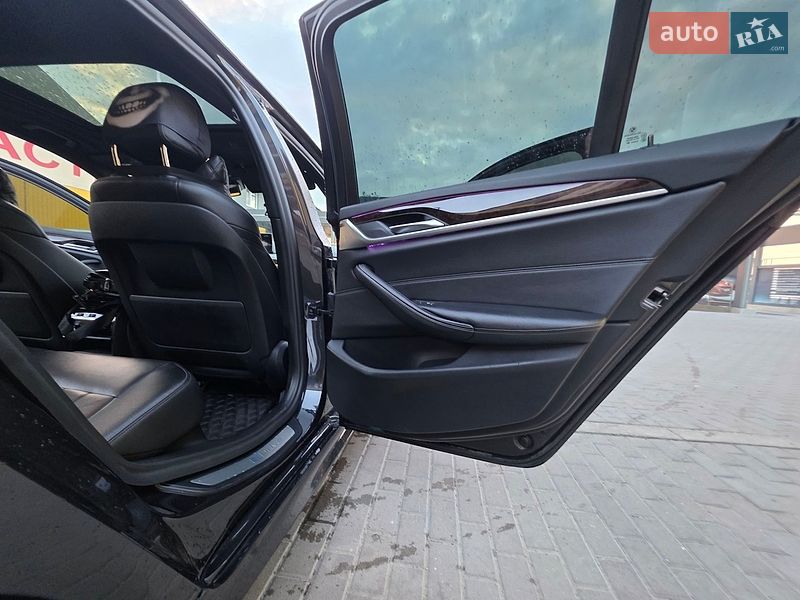 Фото BMW 5 Series з оголошення AUTO.RIA