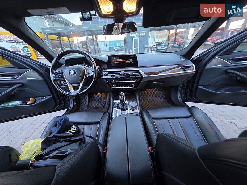 Фото BMW 5 Series з оголошення AUTO.RIA