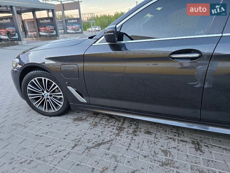Фото BMW 5 Series з оголошення AUTO.RIA