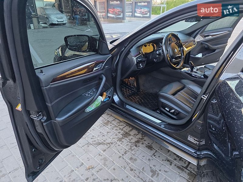 Фото BMW 5 Series з оголошення AUTO.RIA