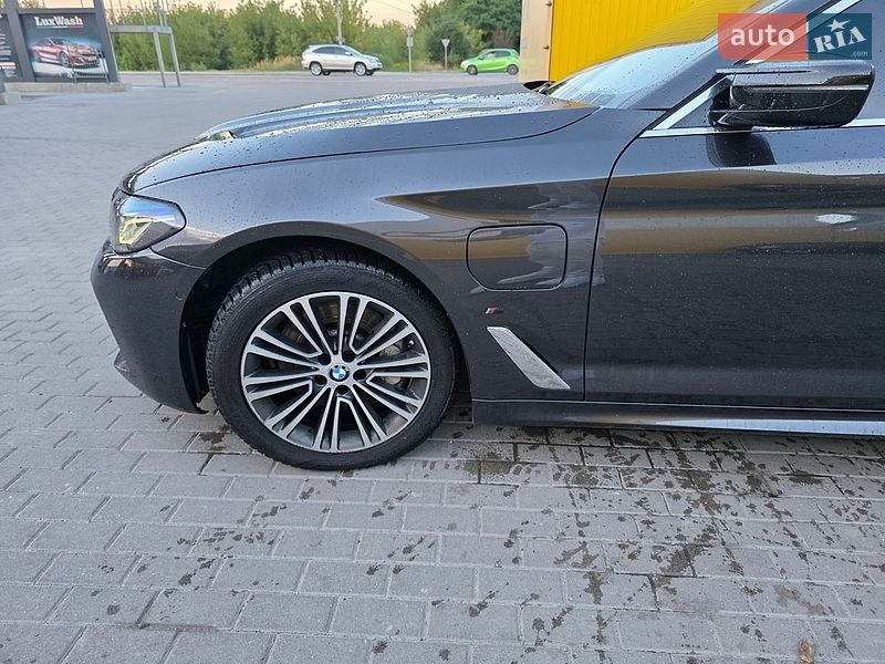 Фото BMW 5 Series з оголошення AUTO.RIA