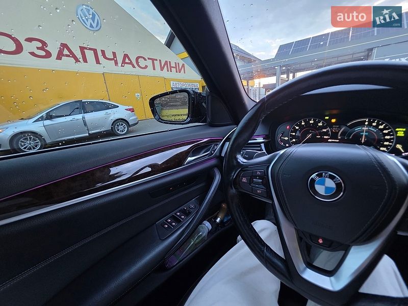 Фото BMW 5 Series з оголошення AUTO.RIA