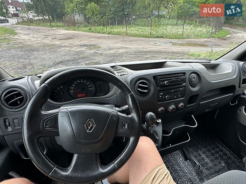 Фото Renault Master з оголошення AUTO.RIA