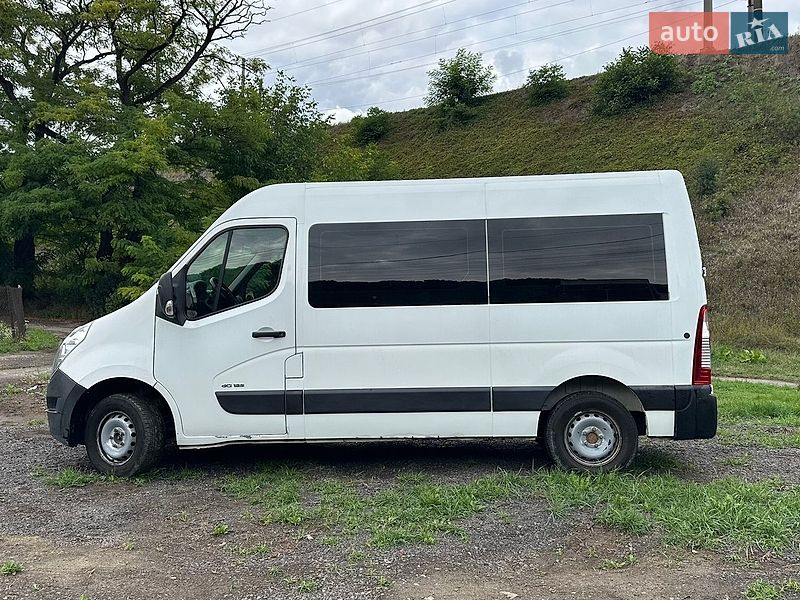 Фото Renault Master з оголошення AUTO.RIA