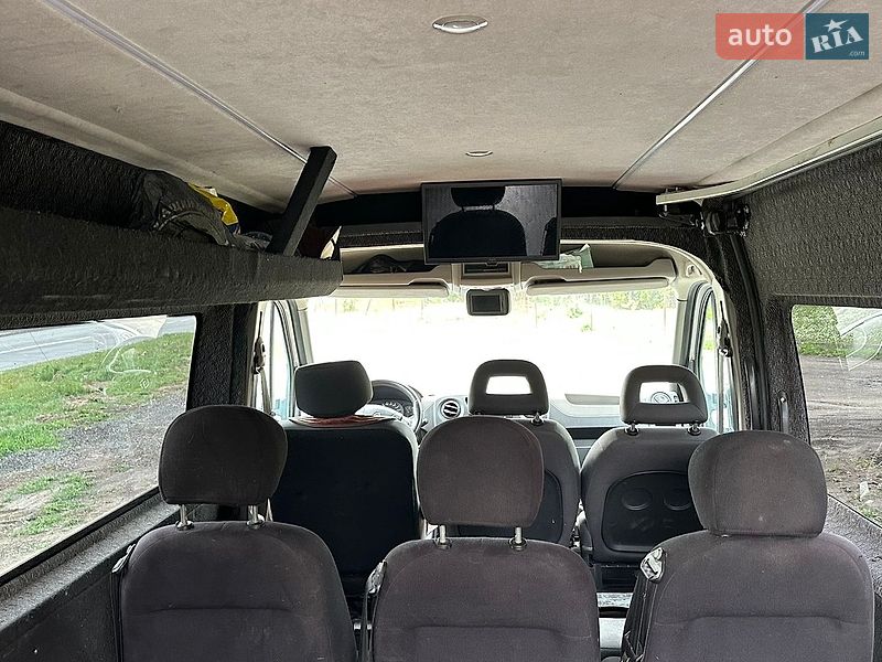 Фото Renault Master з оголошення AUTO.RIA