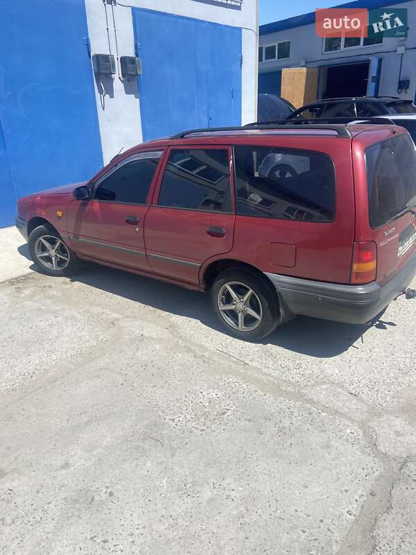 Фото Nissan Sunny з оголошення AUTO.RIA