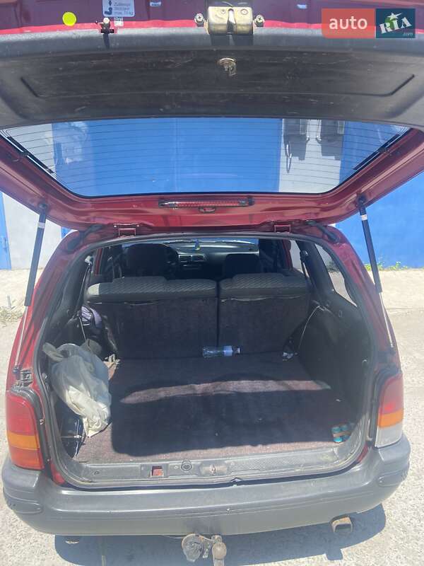 Фото Nissan Sunny з оголошення AUTO.RIA