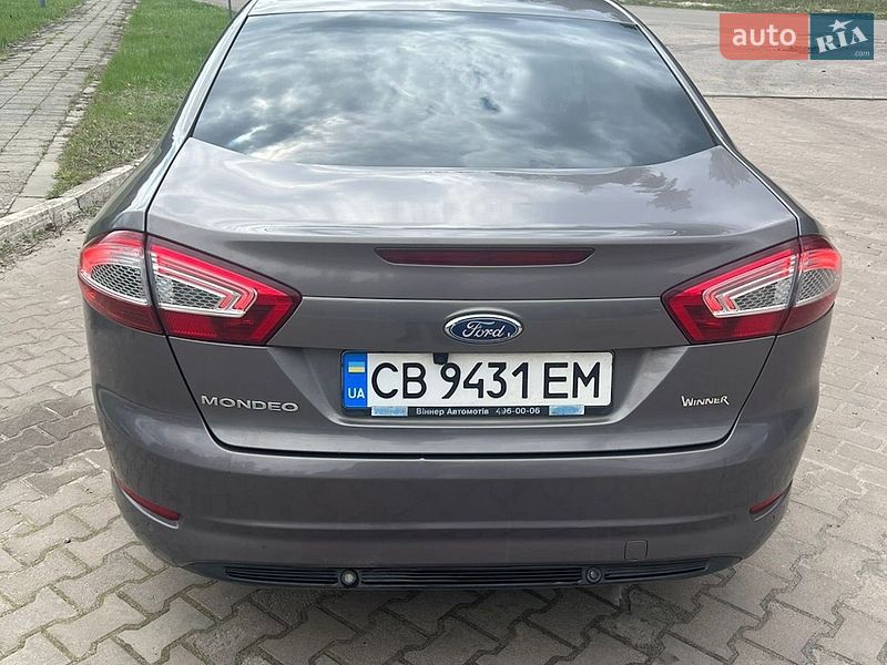 Фото Ford Mondeo з оголошення AUTO.RIA
