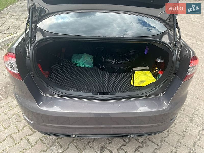Фото Ford Mondeo з оголошення AUTO.RIA