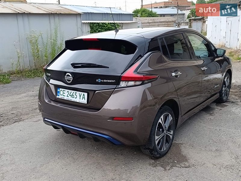 Фото Nissan Leaf з оголошення AUTO.RIA