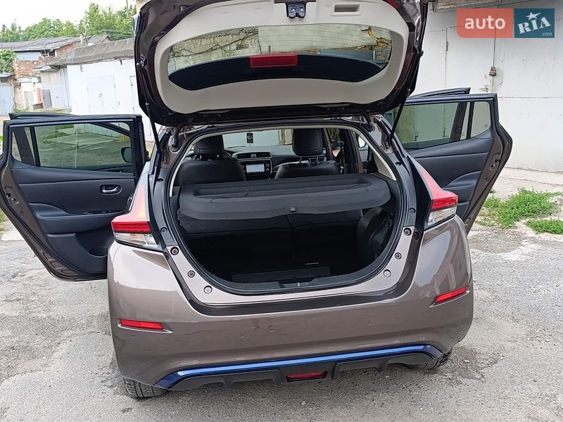 Фото Nissan Leaf з оголошення AUTO.RIA