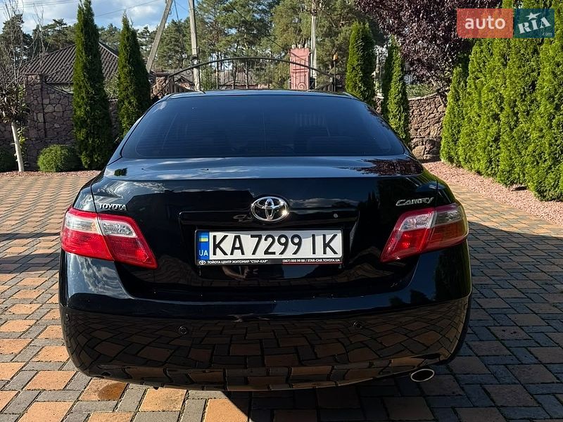 Фото Toyota Camry з оголошення AUTO.RIA