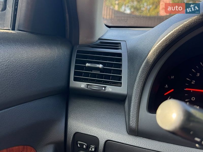Фото Toyota Camry з оголошення AUTO.RIA