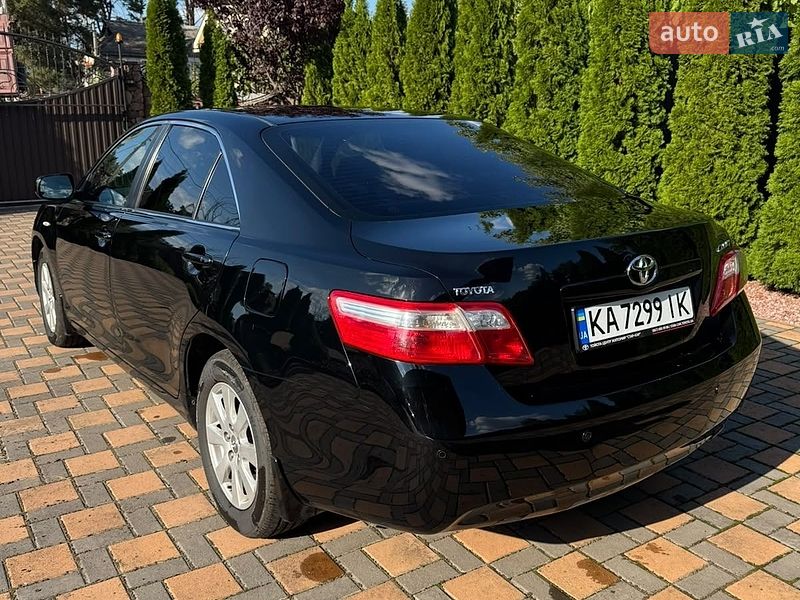 Фото Toyota Camry з оголошення AUTO.RIA