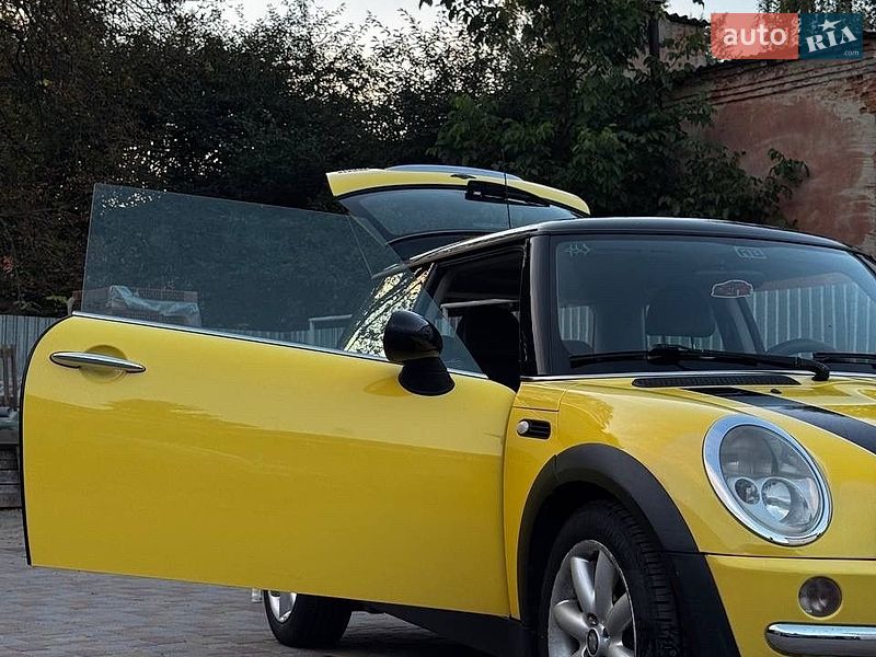 Фото MINI Cooper з оголошення AUTO.RIA