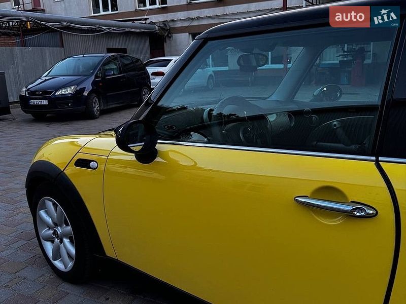 Фото MINI Cooper з оголошення AUTO.RIA