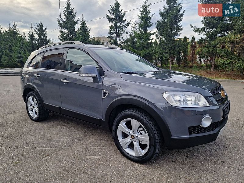 Фото Chevrolet Captiva з оголошення AUTO.RIA