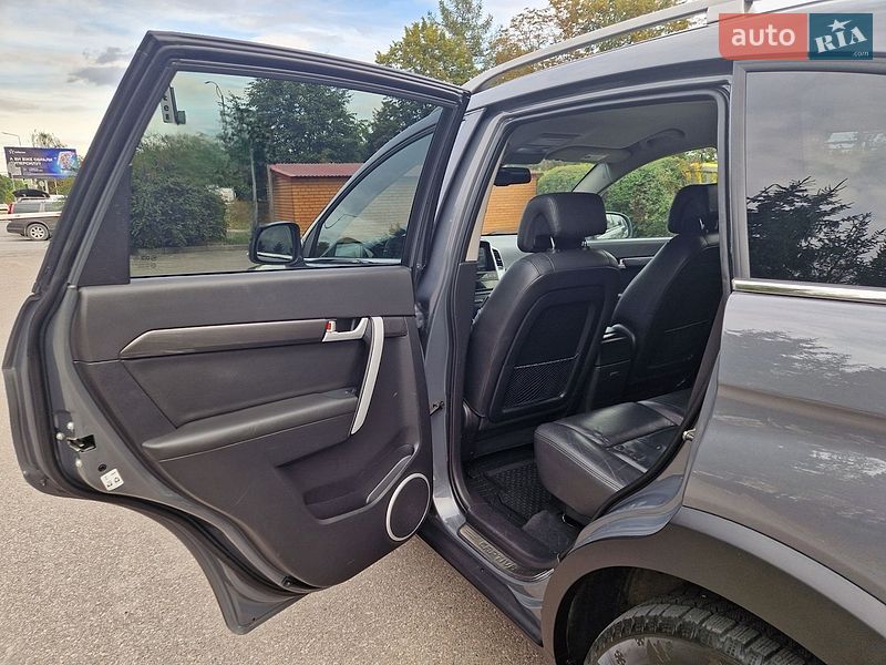 Фото Chevrolet Captiva з оголошення AUTO.RIA