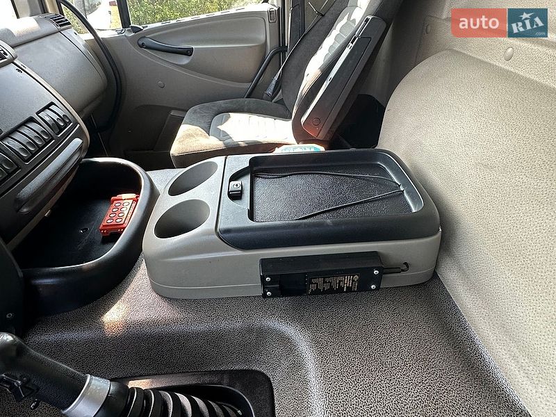 Фото DAF CF 85 з оголошення AUTO.RIA