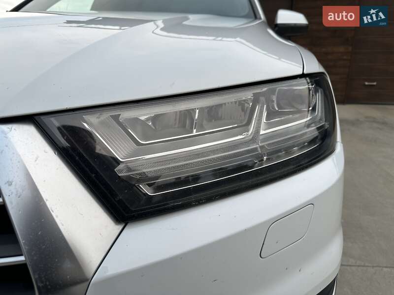 Фото Audi Q7 з оголошення AUTO.RIA