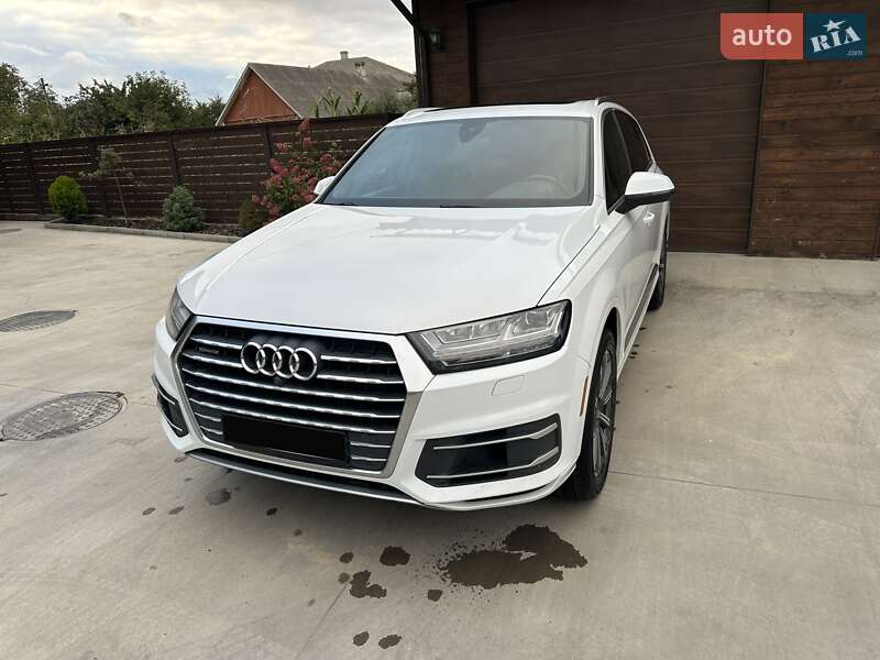 Фото Audi Q7 з оголошення AUTO.RIA