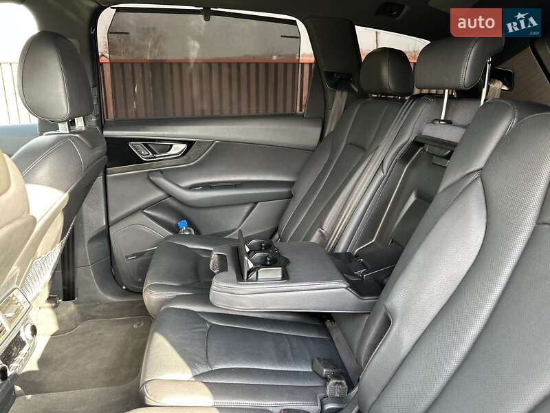 Фото Audi Q7 з оголошення AUTO.RIA