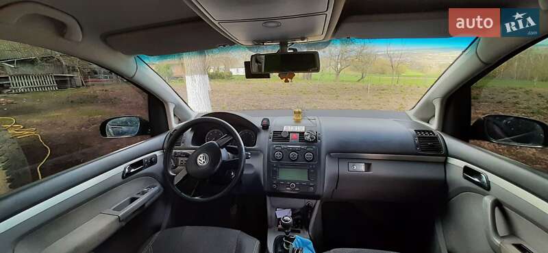 Фото Volkswagen Touran з оголошення AUTO.RIA