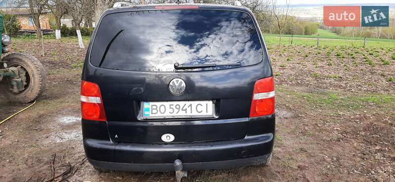 Фото Volkswagen Touran з оголошення AUTO.RIA
