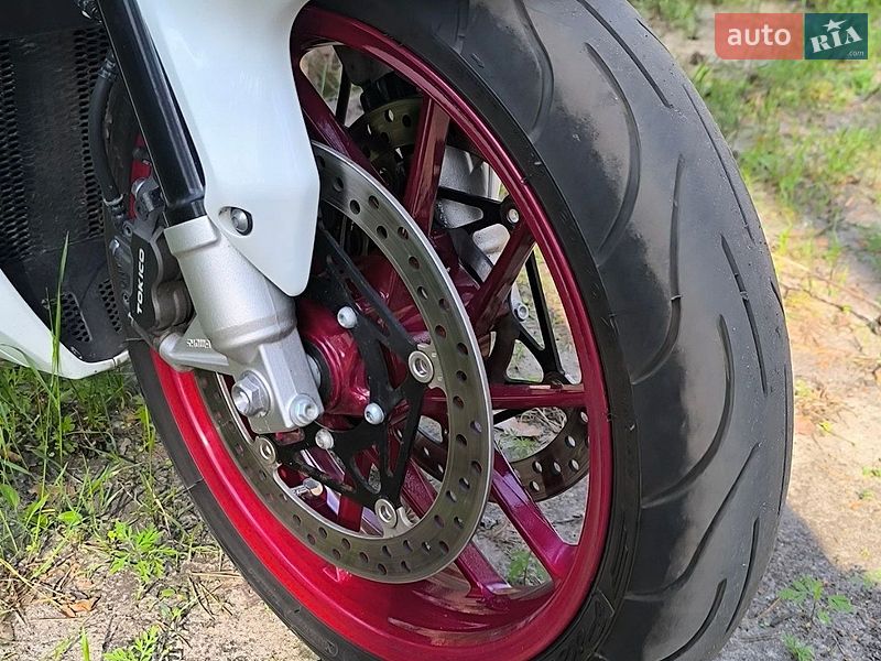 Фото Honda VFR 800 VTEC з оголошення AUTO.RIA