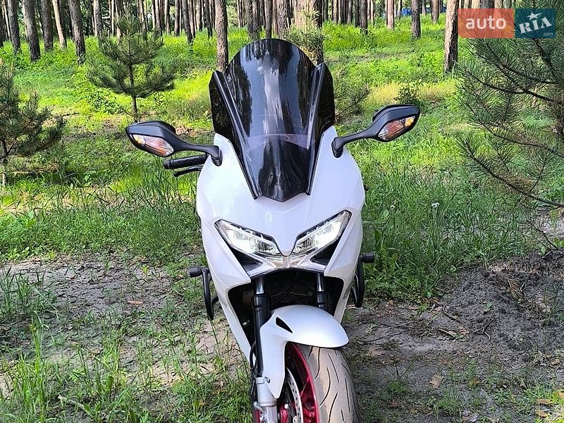 Фото Honda VFR 800 VTEC з оголошення AUTO.RIA