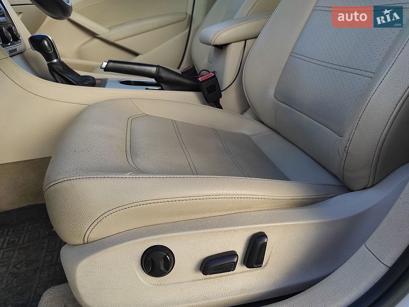 Фото Volkswagen Passat з оголошення AUTO.RIA