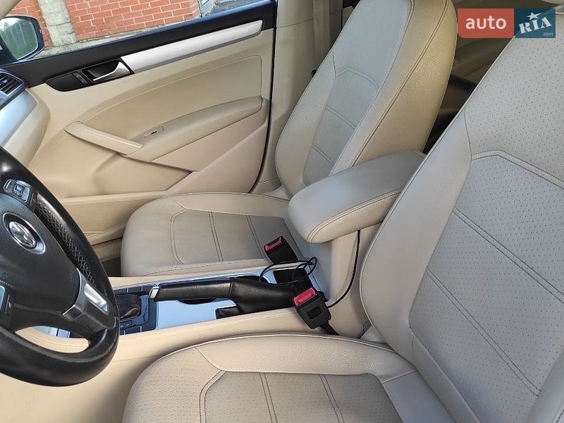 Фото Volkswagen Passat з оголошення AUTO.RIA