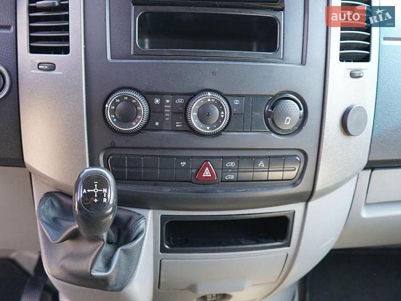 Фото Volkswagen Crafter з оголошення AUTO.RIA