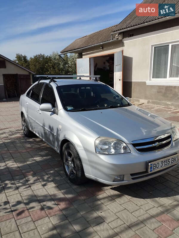 Фото Chevrolet Lacetti з оголошення AUTO.RIA
