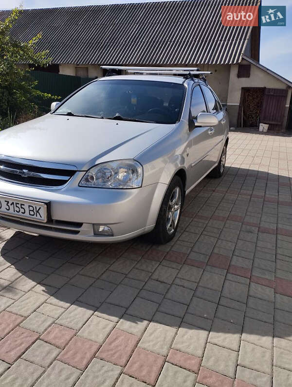 Фото Chevrolet Lacetti з оголошення AUTO.RIA