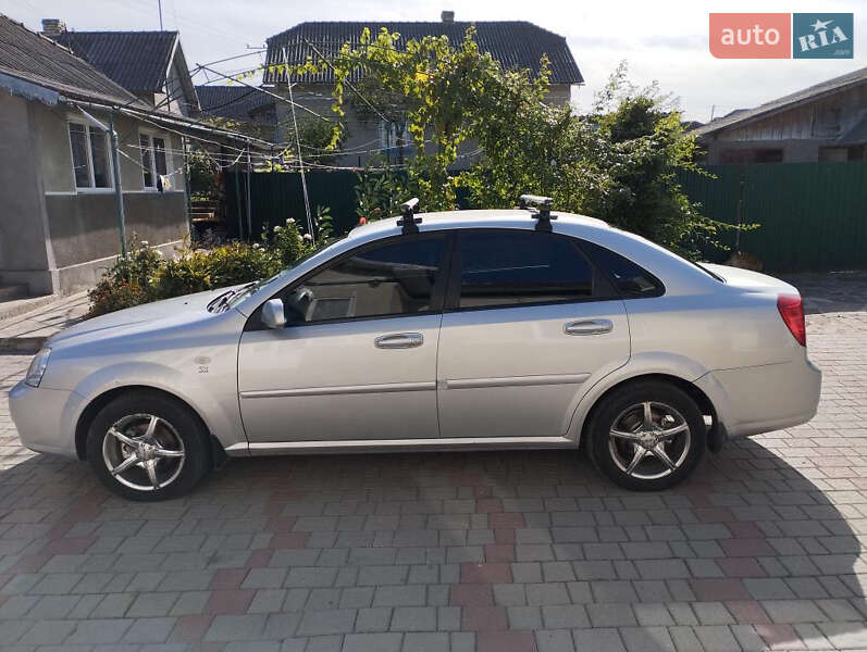 Фото Chevrolet Lacetti з оголошення AUTO.RIA