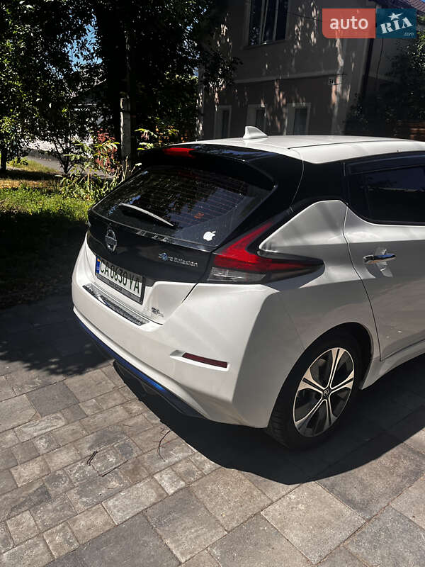 Фото Nissan Leaf з оголошення AUTO.RIA