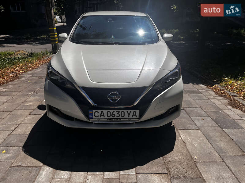 Фото Nissan Leaf з оголошення AUTO.RIA