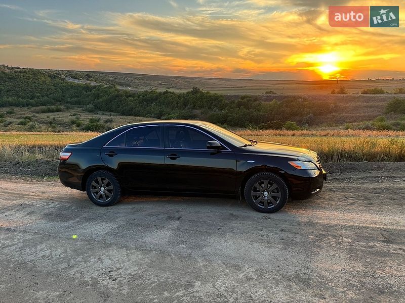 Фото Toyota Camry з оголошення AUTO.RIA
