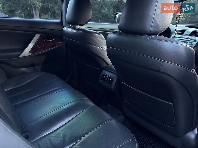 Фото Toyota Camry з оголошення AUTO.RIA
