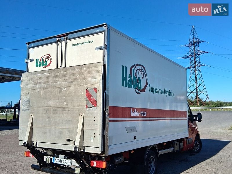 Фото Renault Master з оголошення AUTO.RIA