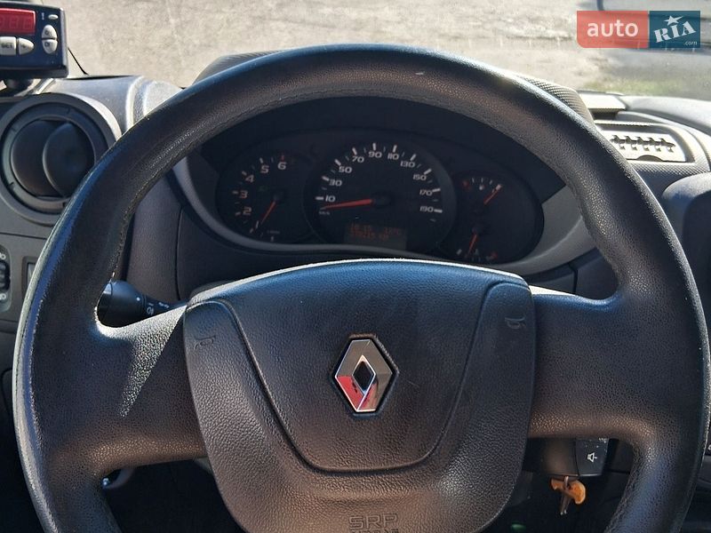 Фото Renault Master з оголошення AUTO.RIA