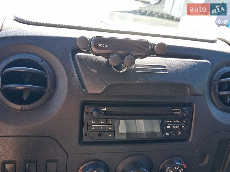 Фото Renault Master з оголошення AUTO.RIA