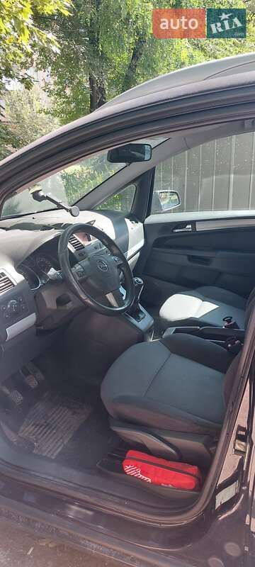 Фото Opel Zafira з оголошення AUTO.RIA