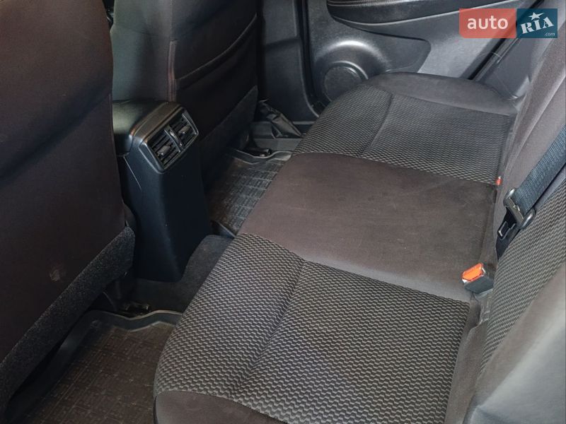 Фото Nissan Rogue Sport з оголошення AUTO.RIA