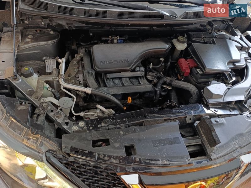 Фото Nissan Rogue Sport з оголошення AUTO.RIA